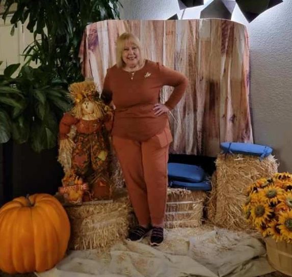 Carolyn, Virtual Club member